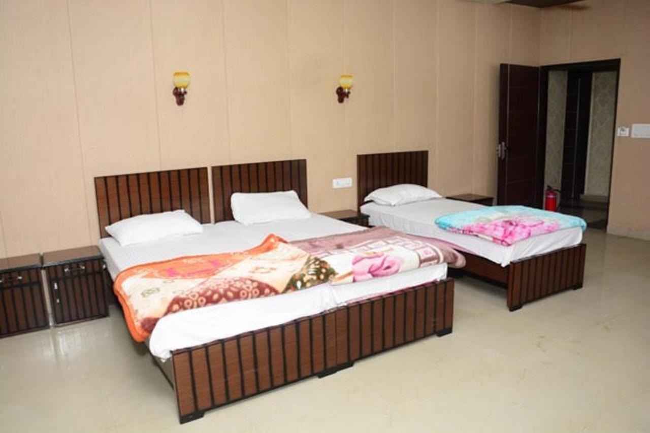 Krazy Hotel Haldwani Exterior photo